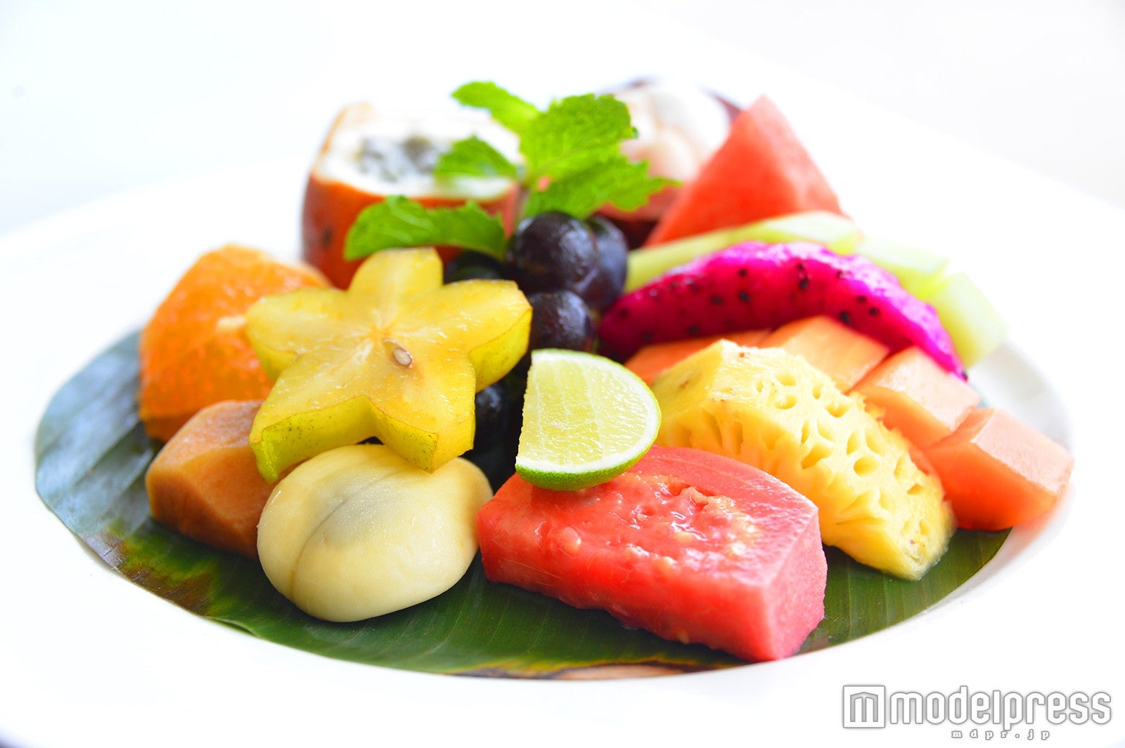 インドネシアのフルーツ、ブドゥグル地方産のトロピカルフルーツ（C）モデルプレス