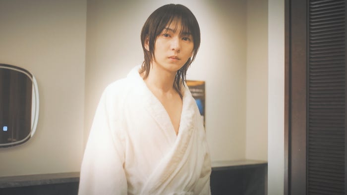 宮崎湧「やたらやらしい深見くん」(C)「やたらやらしい深見くん」製作委員会