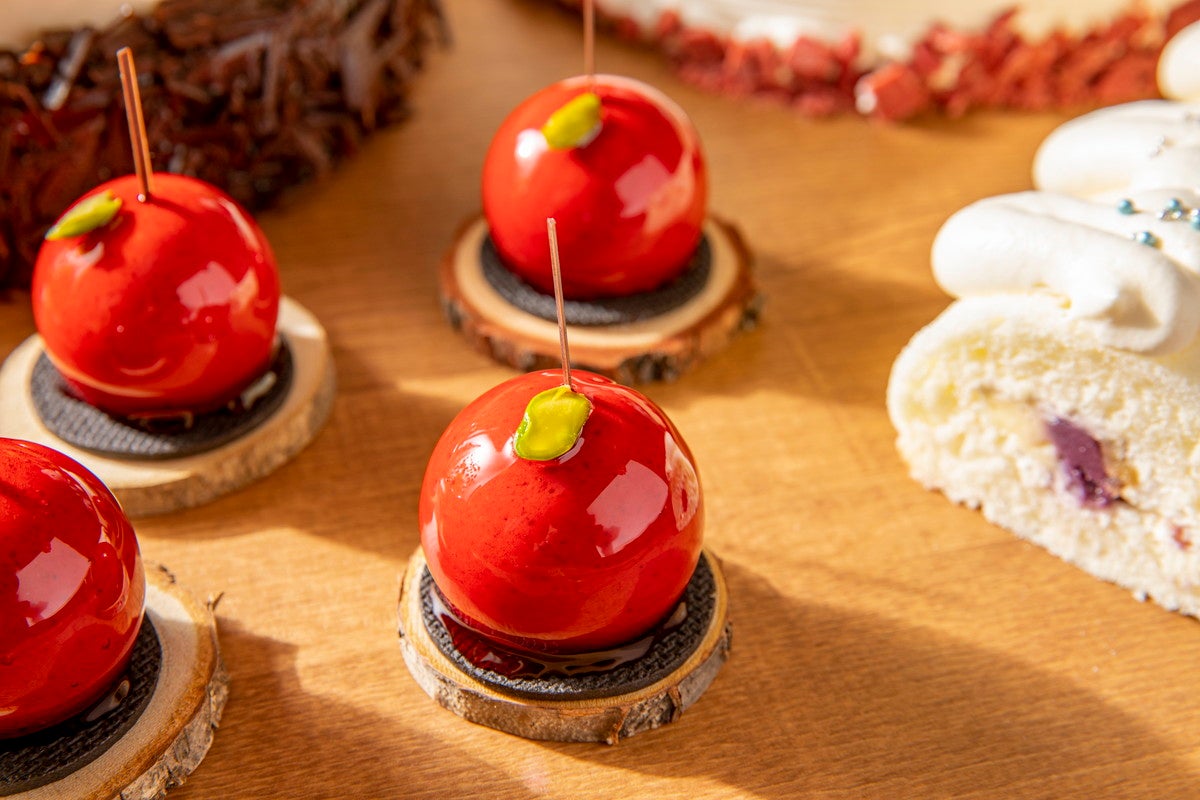 クロミ、シナモロール、ハローキティのオータムフェスティバル～ダークな森の収穫祭～