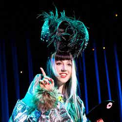 MISHA JANETTE(「ラフォーレファッションウィーク'11」より)