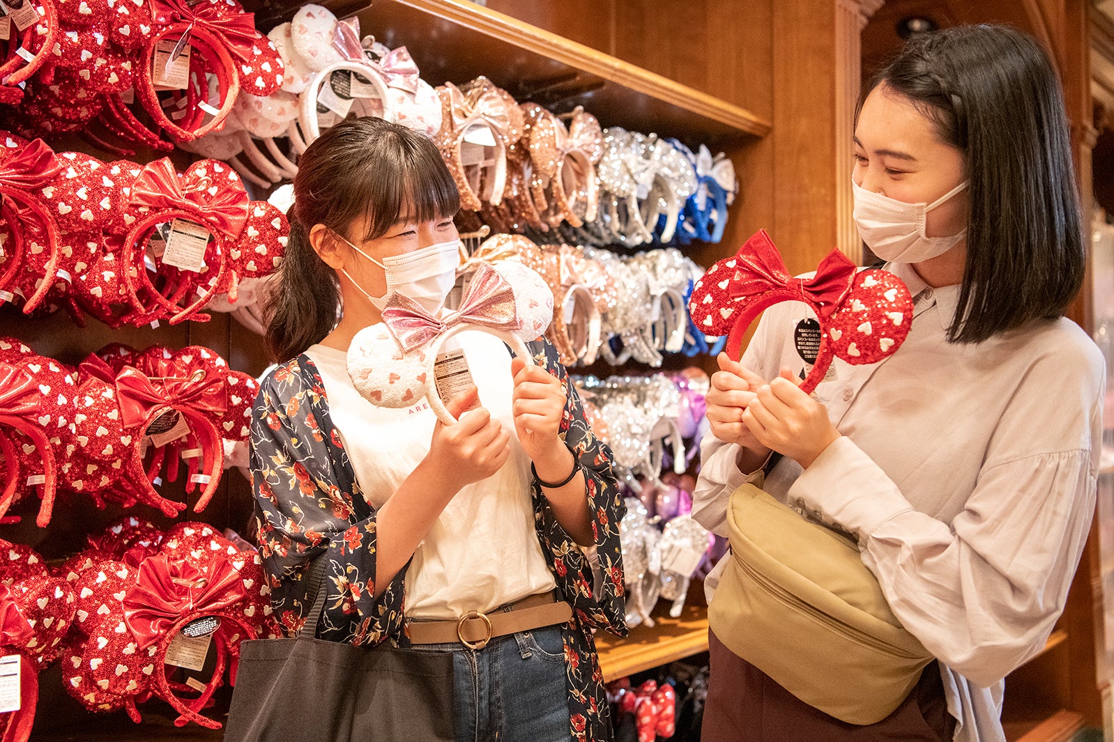 グランドエンポーリアム（C）Disney