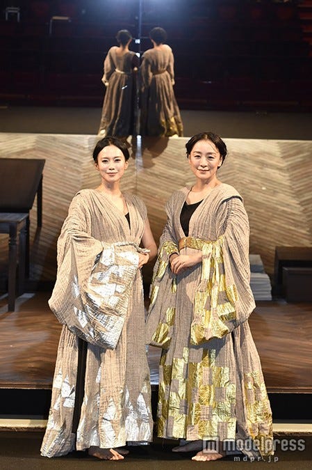 中谷美紀「出来ることなら逃げ出したい」本音を告白/写真左から:中谷美紀、神野三鈴【モデルプレス】