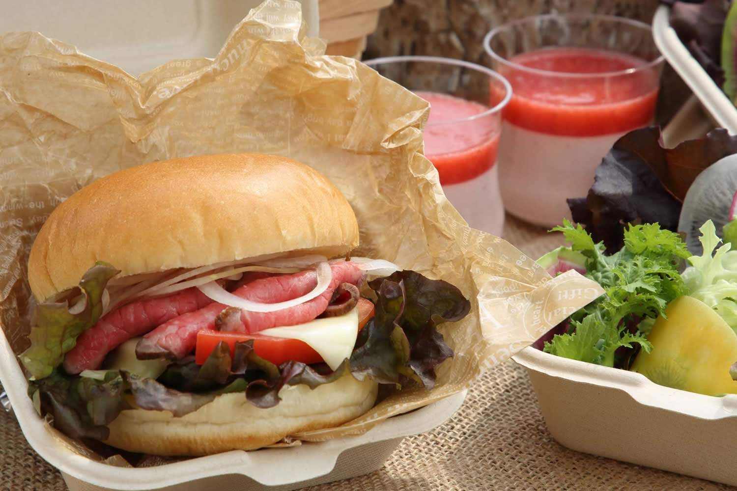 プライベートオーシャンヴィラ -ヴィラ 藍水-／画像提供：ブッキングリゾート