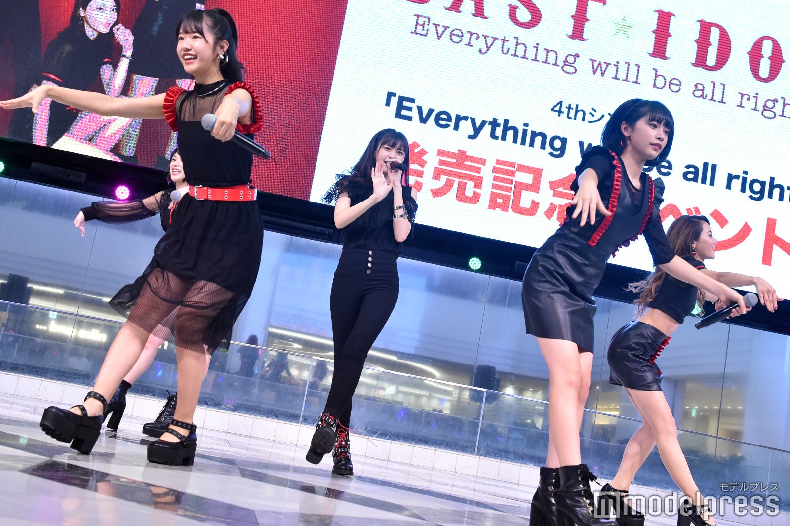 LaLuce（C）モデルプレス