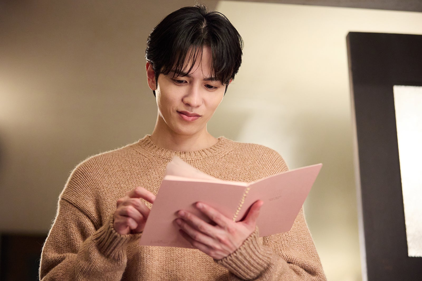 志尊淳「10回切って倒れない木はない」第3話（C）日本テレビ