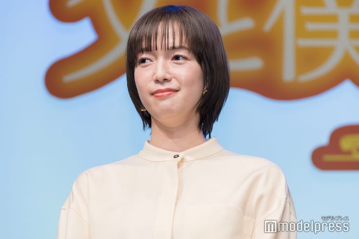 イメチェン前の佐藤栞里(C)モデルプレス