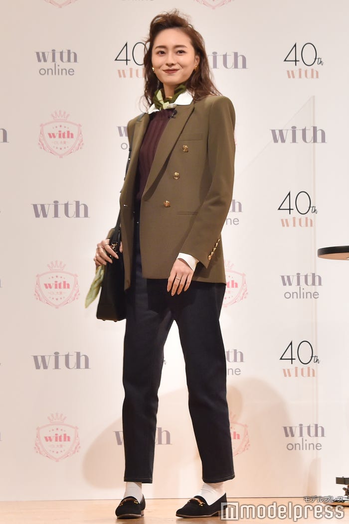 乃木坂46梅澤美波 濃いめメイク レトロファッションがかっこいい 広瀬アリスらランウェイ モデルプレス 乃木坂46梅澤美波 濃いめメイク レトロファッションがかっこいい 広瀬アリスらランウェイ モデルプレス