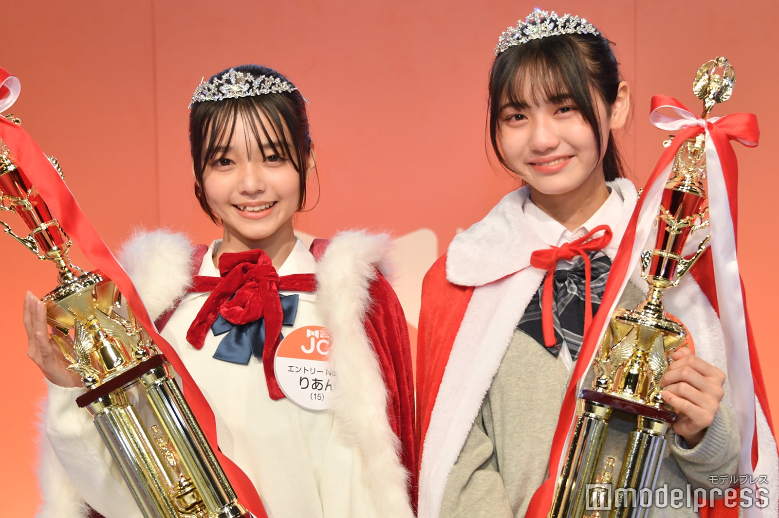 「JCミスコン2022」グランプリ・りあんさん、準グランプリ・みちかさん（C）モデルプレス