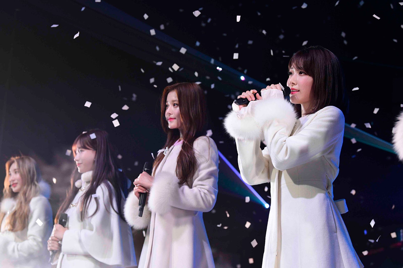 IZ*ONE（C）OFF THE RECORD