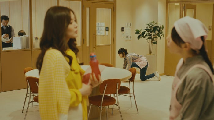 白石麻衣、菊地凛子、平岩紙(C)日本テレビ