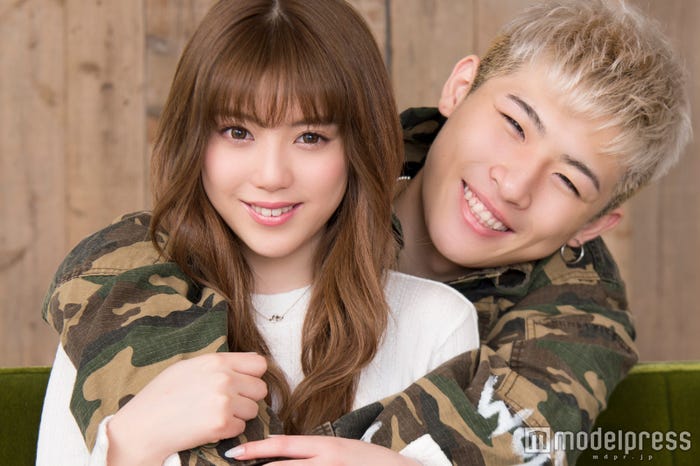 れんえなカップル(中野恵那、平本蓮)(C)モデルプレス