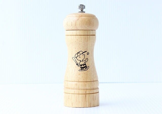 ムック本　ムック　付録　人気　おすすめ　オススメ　宝島社　宝島　レビュー　便利　優秀　当たり　最高　2023　スヌーピー　スヌーピー付録　SNOOPY　ペッパーミル　ミル　キッチングッズ