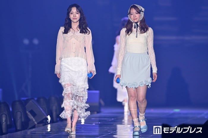 桜井えま、中山莉子(C)モデルプレス