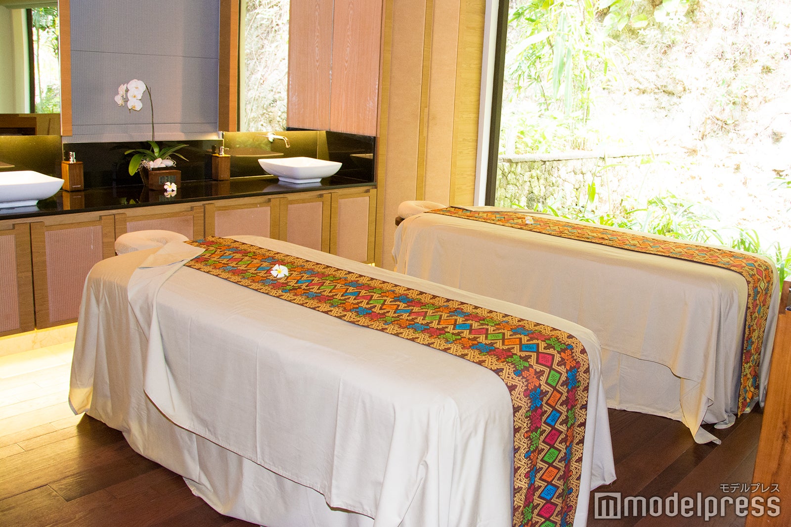 スパ（C）モデルプレス