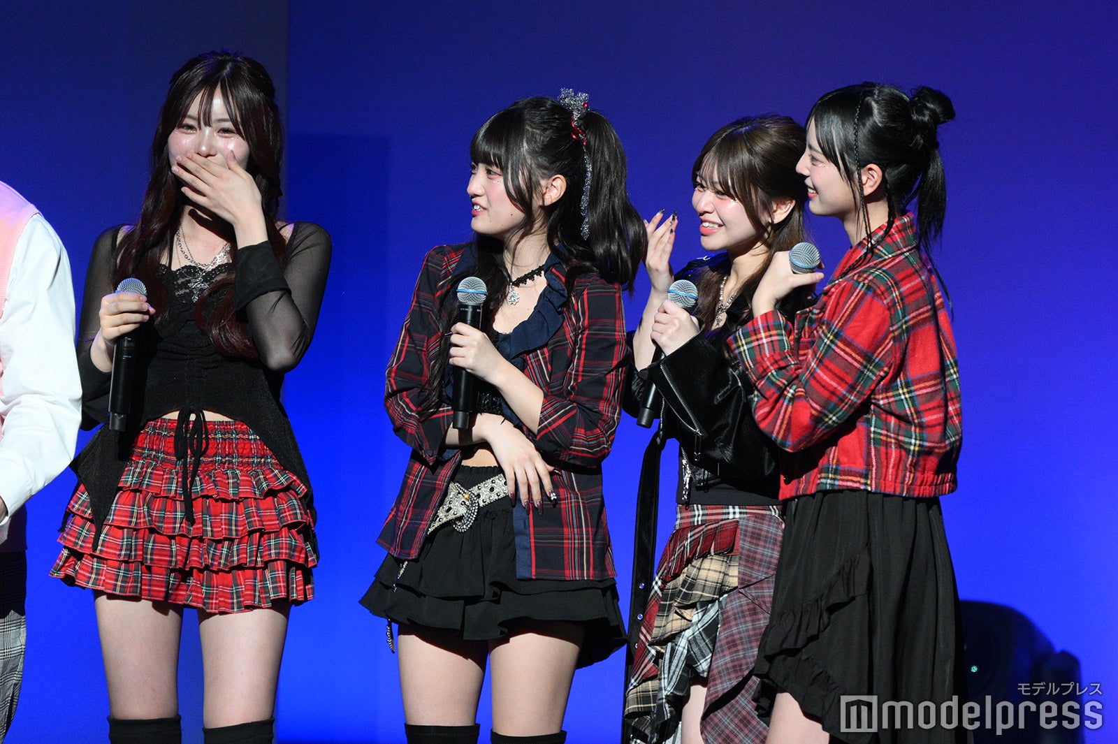 （C）モデルプレス