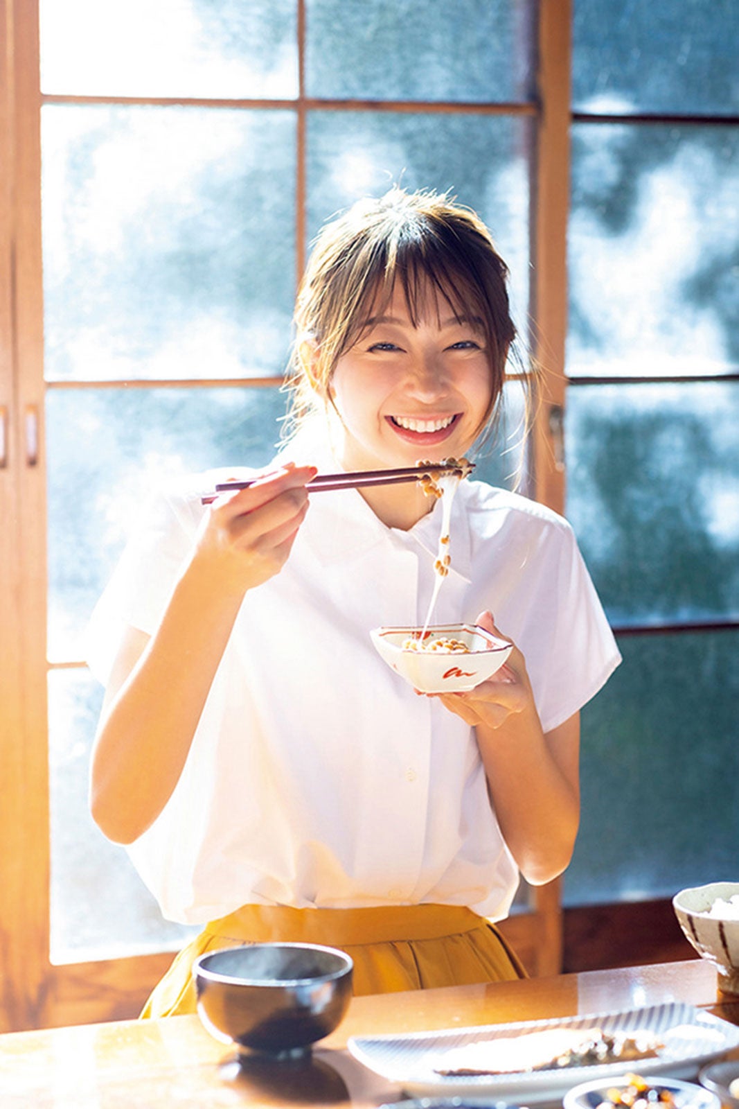 フジ小室瑛莉子アナ、初グラビアに挑戦「めざまし8」早朝の打ち合わせにも密着