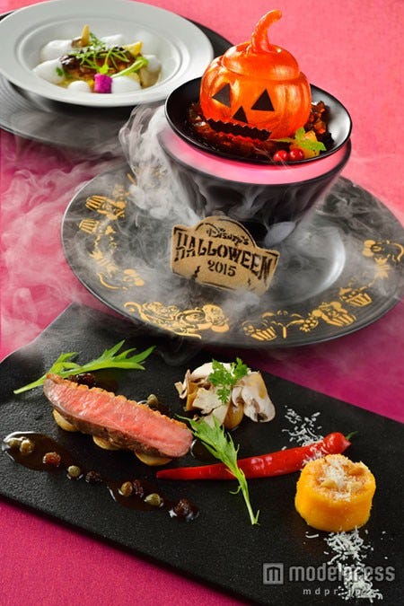 ディズニーアンバサダーホテル「エンパイア・グリル」エンパイアディナー(C)Disney※写真はイメージ