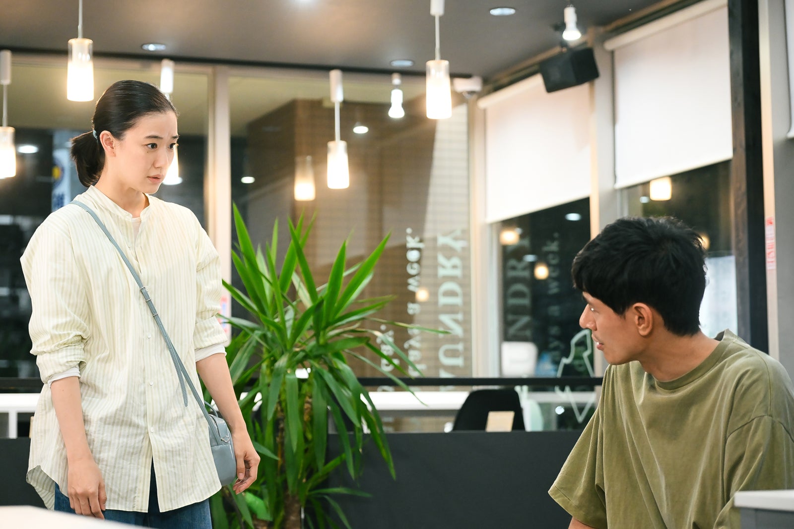 蒼井優、中島歩「Tシャツが乾くまで」（C）TBS