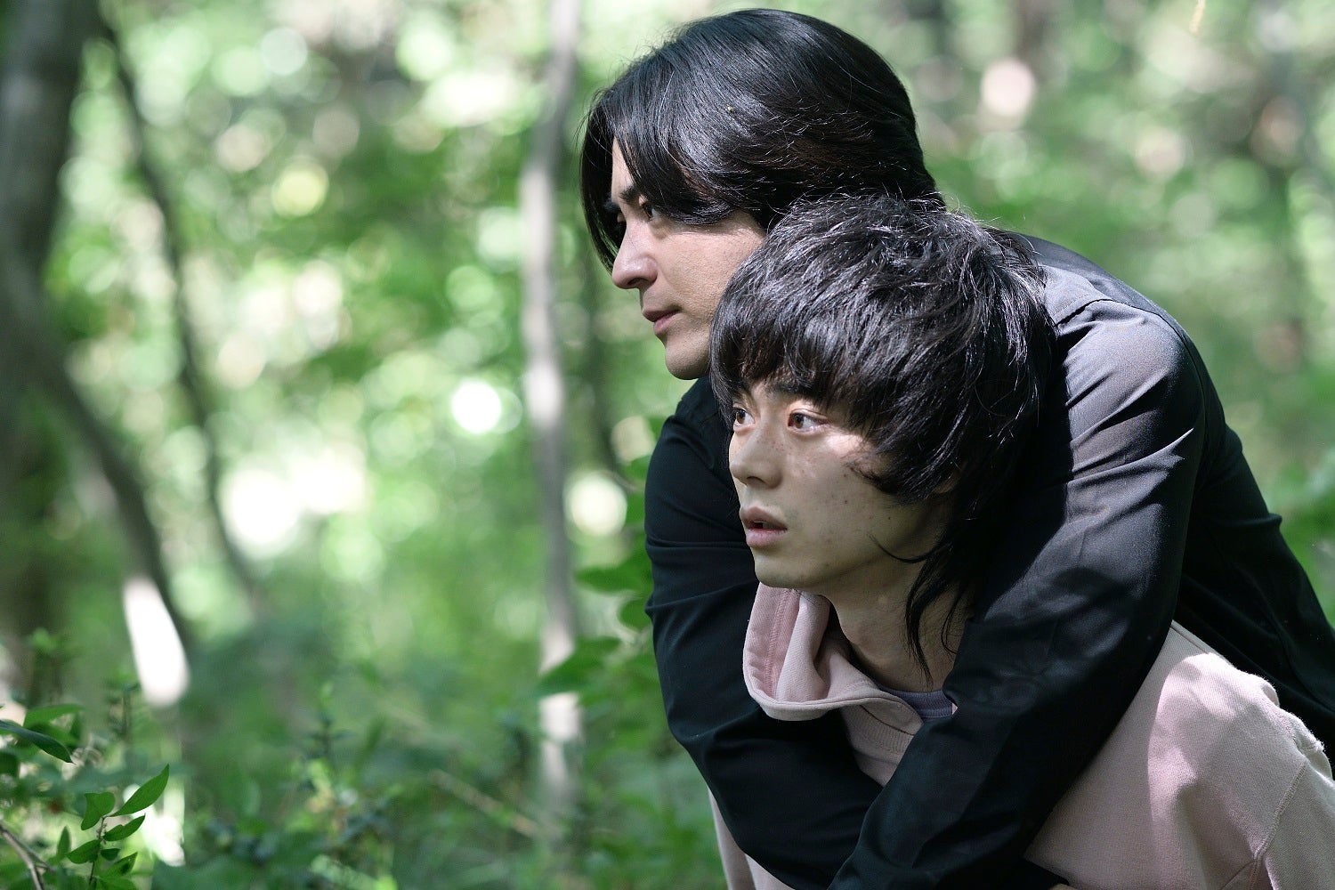 山田孝之、菅田将暉／「dele（ディーリー）」より（C）テレビ朝日