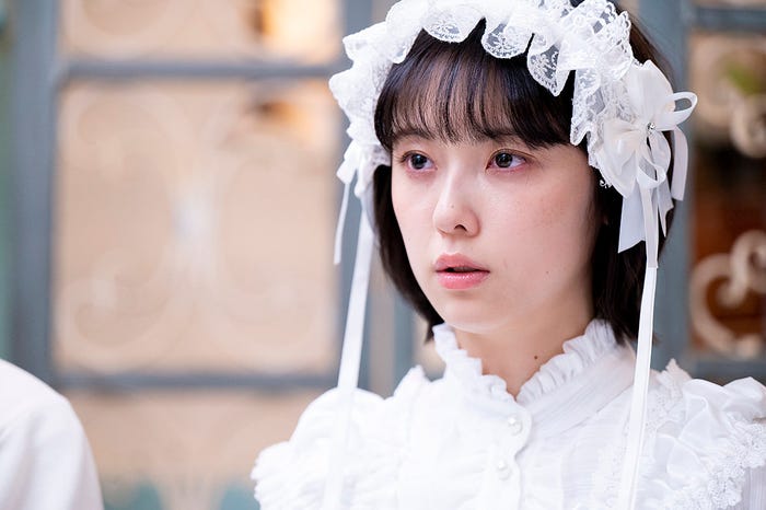 加藤小夏(C)映画「コーヒーはホワイトで」製作委員会