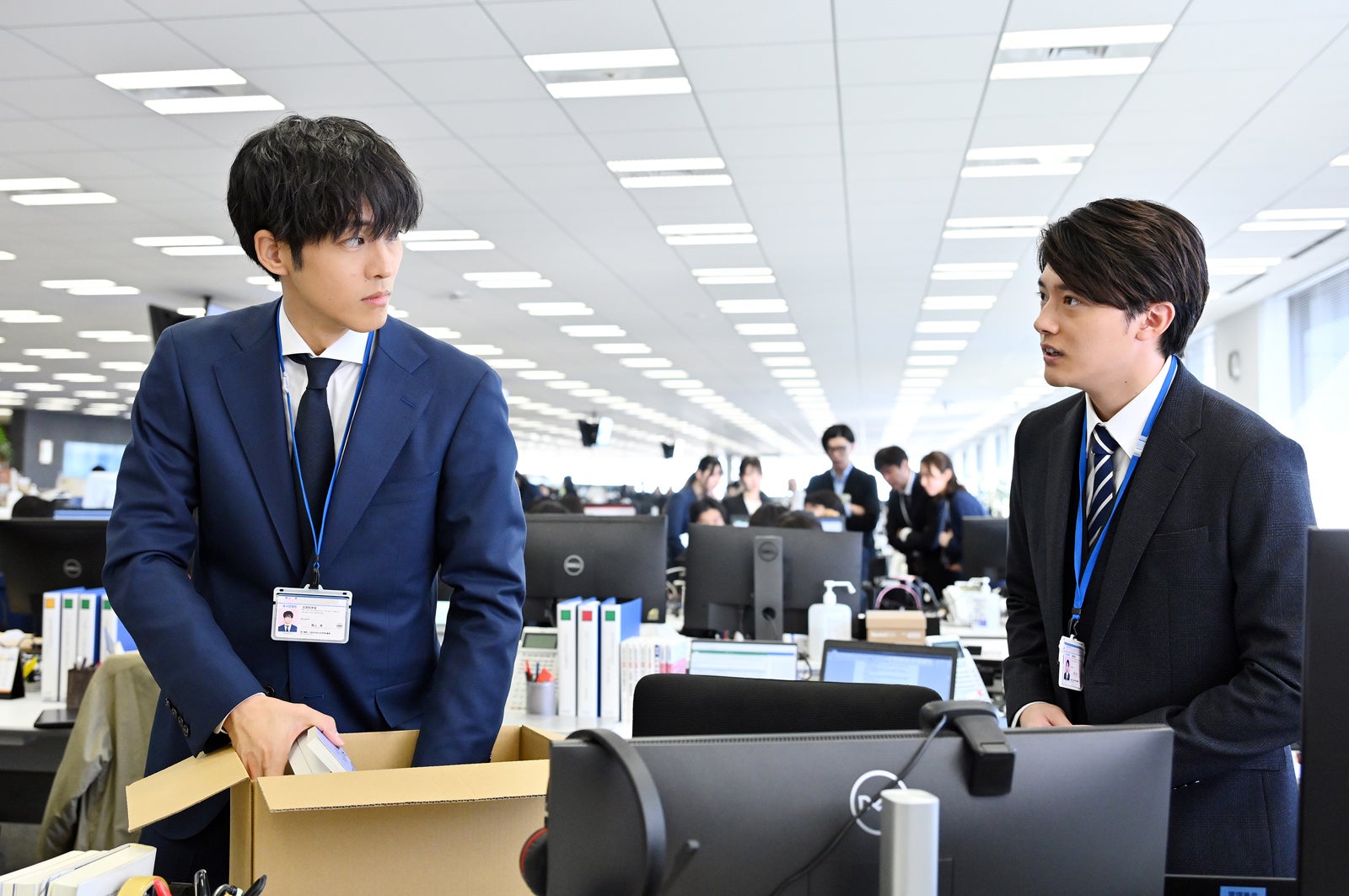 松坂桃李、櫻井海音「御上先生」第1話（C）TBS