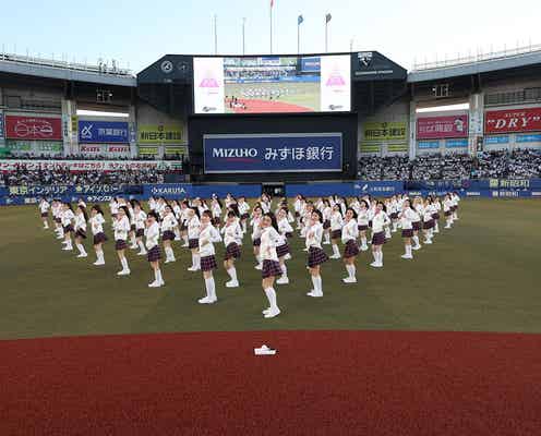 「日プガールズ」練習生、球場で迫力パフォーマンス 櫻井美羽が始球式務める