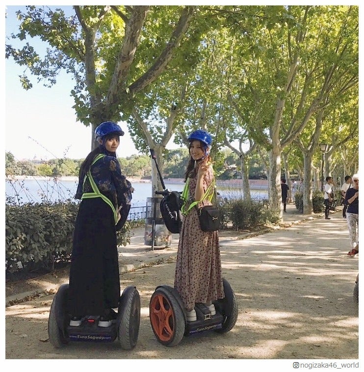 乃木坂46齋藤飛鳥＆星野みなみ、“セグウェイでお散歩”ショットが可愛すぎ