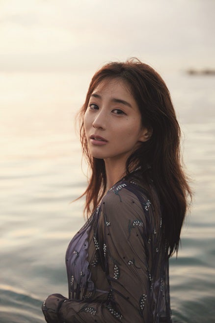 田中みな実初写真集「Sincerely yours...」（画像提供：宝島社）