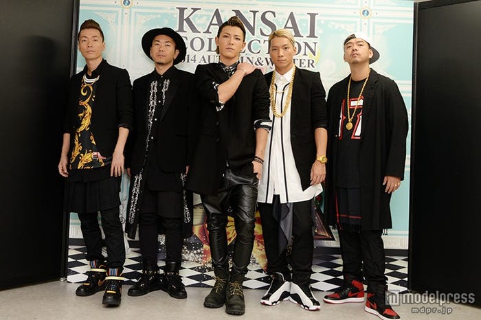 DOBERMAN INFINITY(左からP-CHO、GS、KAZUKI、SWAY、KUBO-C)