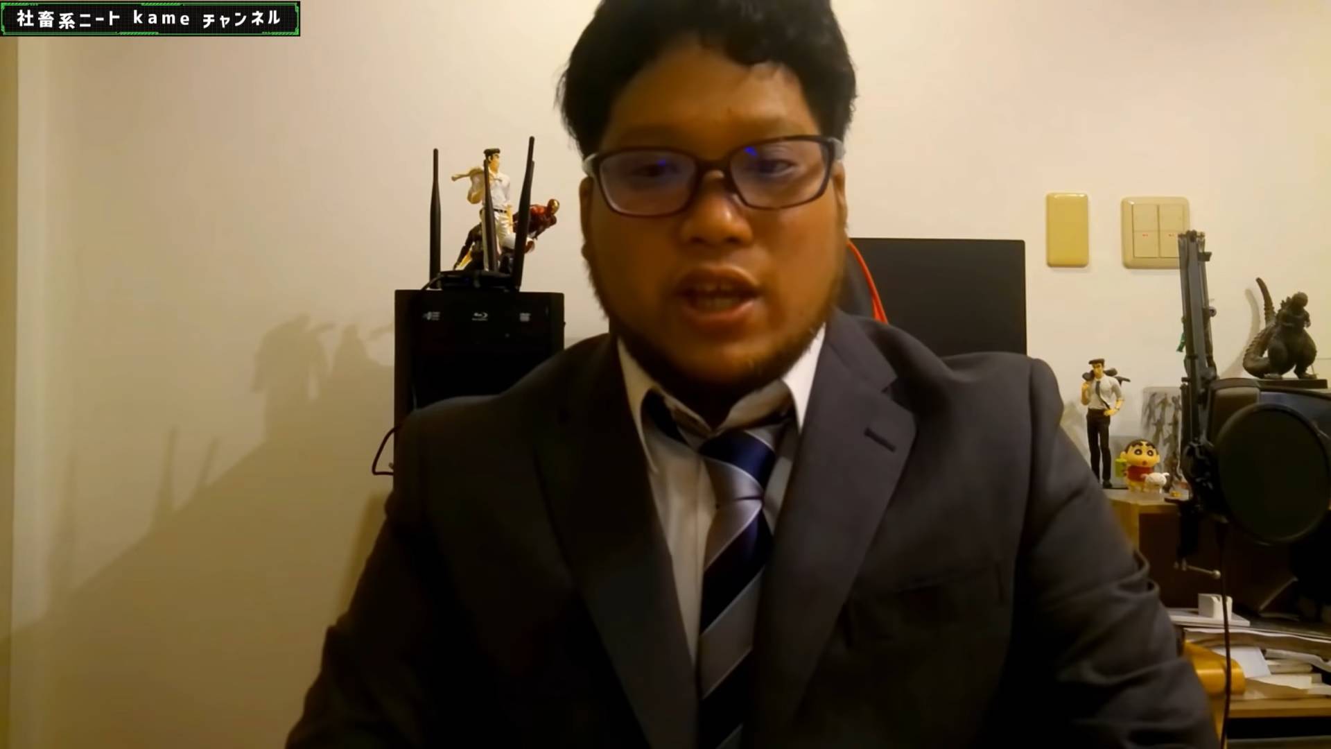 へずまりゅう ディズニー迷惑客に 明日はお前もへずまりゅうじゃ と説教 ひろゆきが 説得力ある と反応 モデルプレス