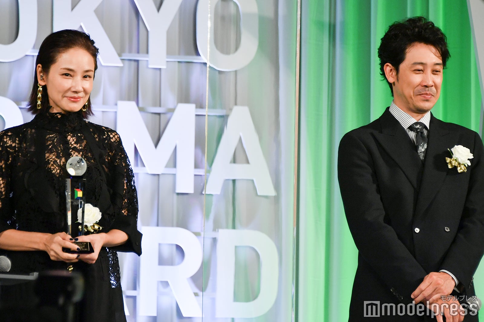 吉田羊、大泉洋 （C）モデルプレス