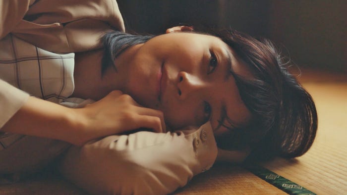 深川麻衣/「日本ボロ宿紀行」第2話より(C)テレビ東京