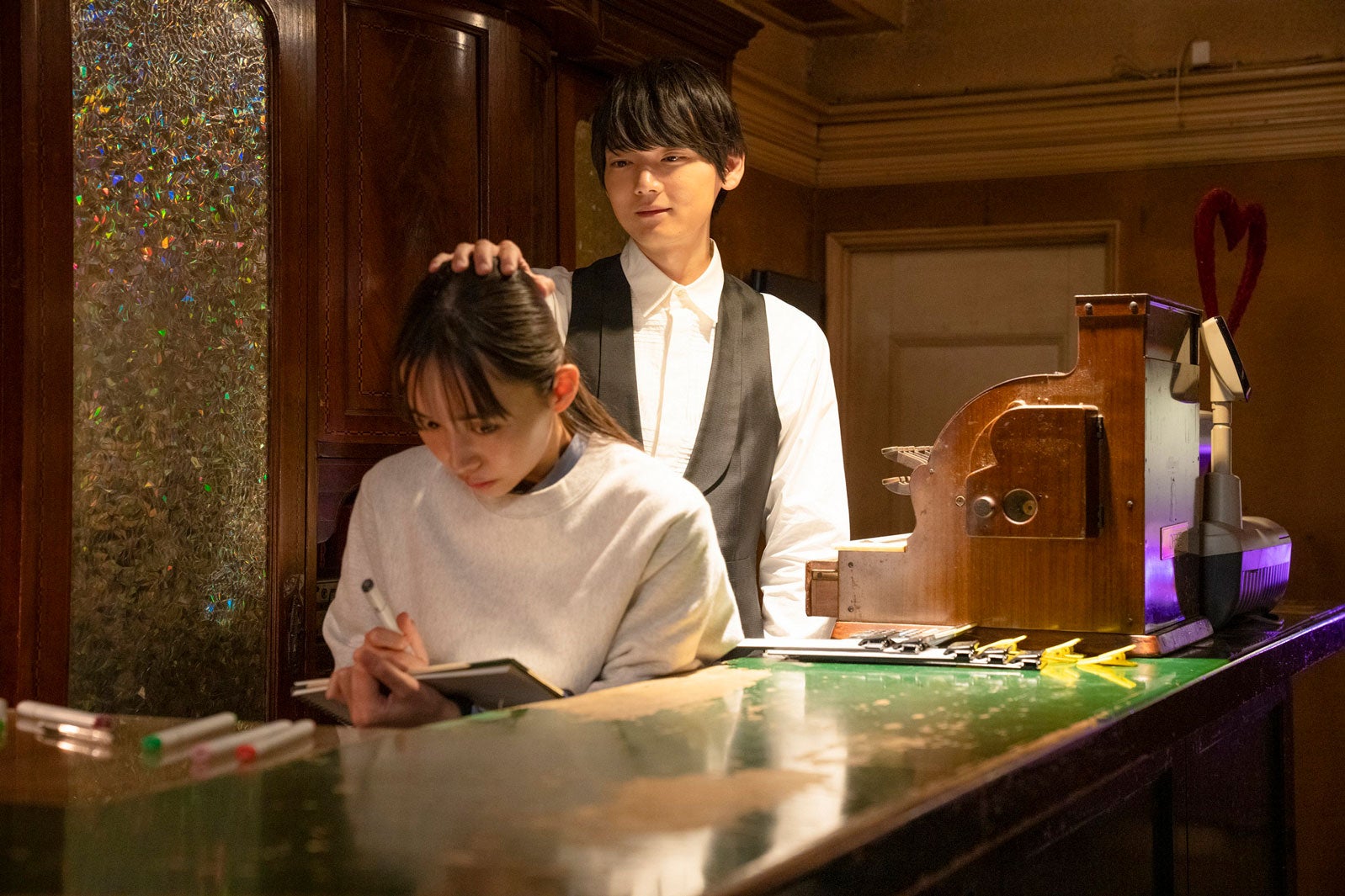 井桁弘恵、古川雄輝 （C）東海テレビ