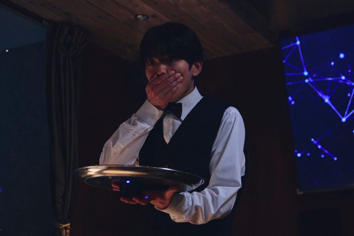 影山拓也「Qrosの女」第5話(C)「Qrosの女」製作委員会