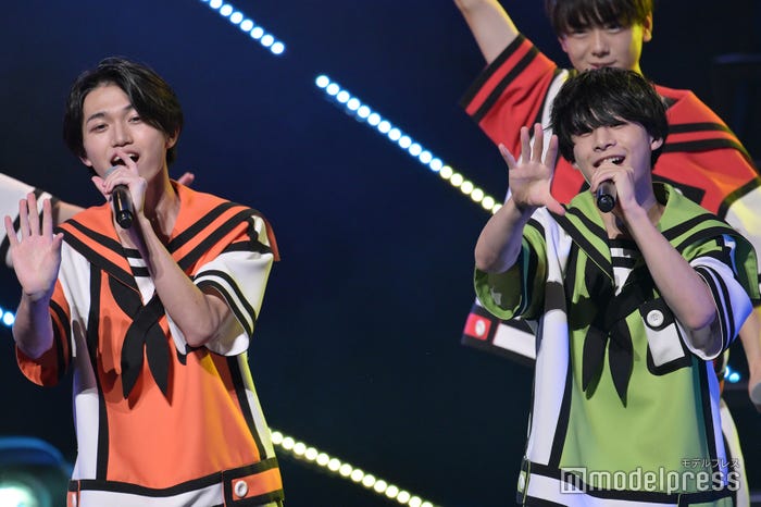 田倉暉久、堀内結流/THE SUPER FRUIT(C)モデルプレス