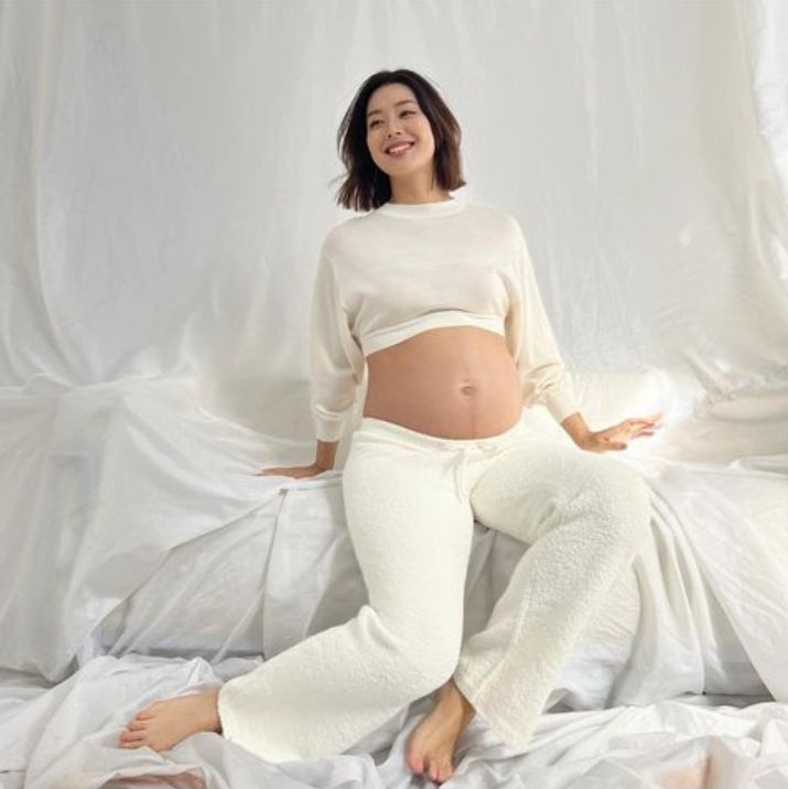 すみれ、マタニティショット公開に「ママの顔！」「女神かと思った」と反響