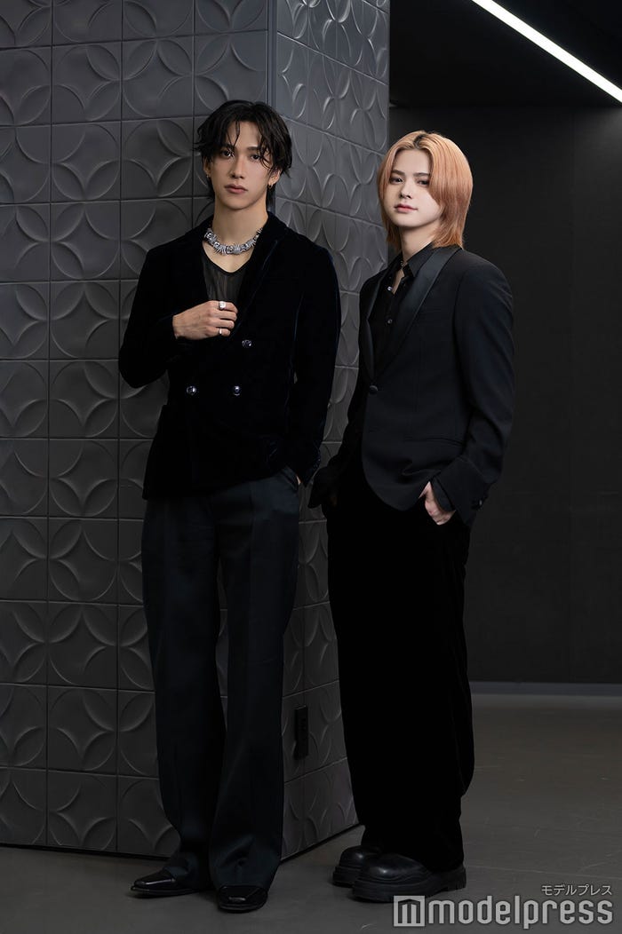 池崎理人、松田迅/衣装:Giorgio Armani(C)モデルプレス
