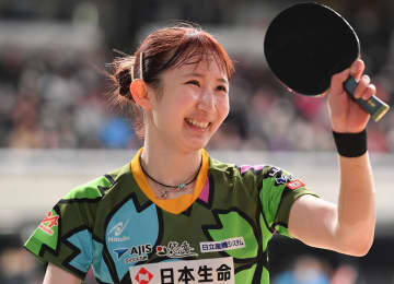 早田ひな「新しい家族が増えました」と紹介 アップ自撮り写真に反響「おんなじ目しとる」「可愛いですねぇ」