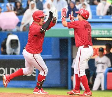広島・小園 プロ初の代打弾で逆転勝利演出 17試合ぶり先発外れ「結果が出ていないので当たり前」「信頼取り戻せるように」