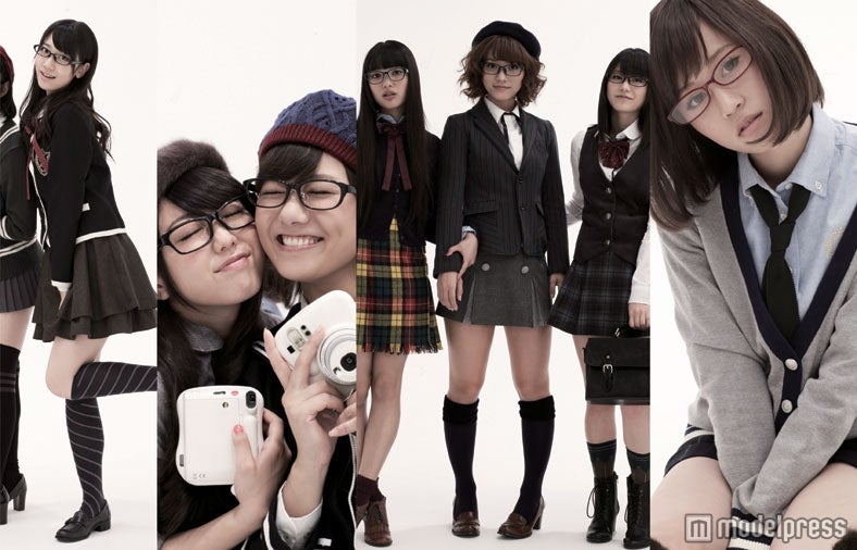AKB48、メガネルック解禁　キュートな制服ファッションも披露