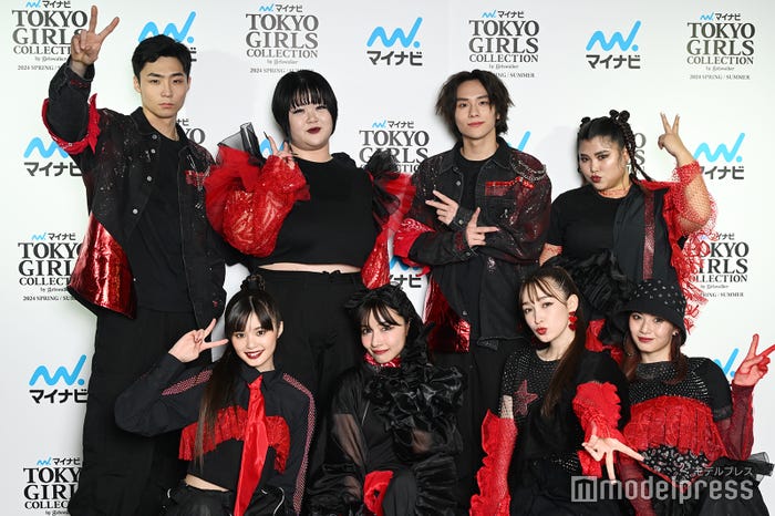 (後列左から)八村倫太郎、このちゃん、山下幸輝、JESSICA(前列左から)原田都愛、村瀬紗英、藤井サチ、RUI(C)モデルプレス