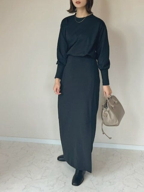 黒スカート コーデ 秋 黒スカート コーデ 秋