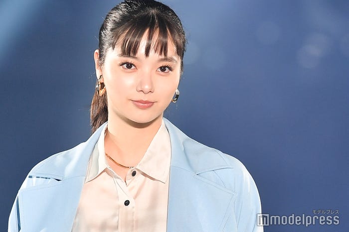 新川優愛(C)モデルプレス