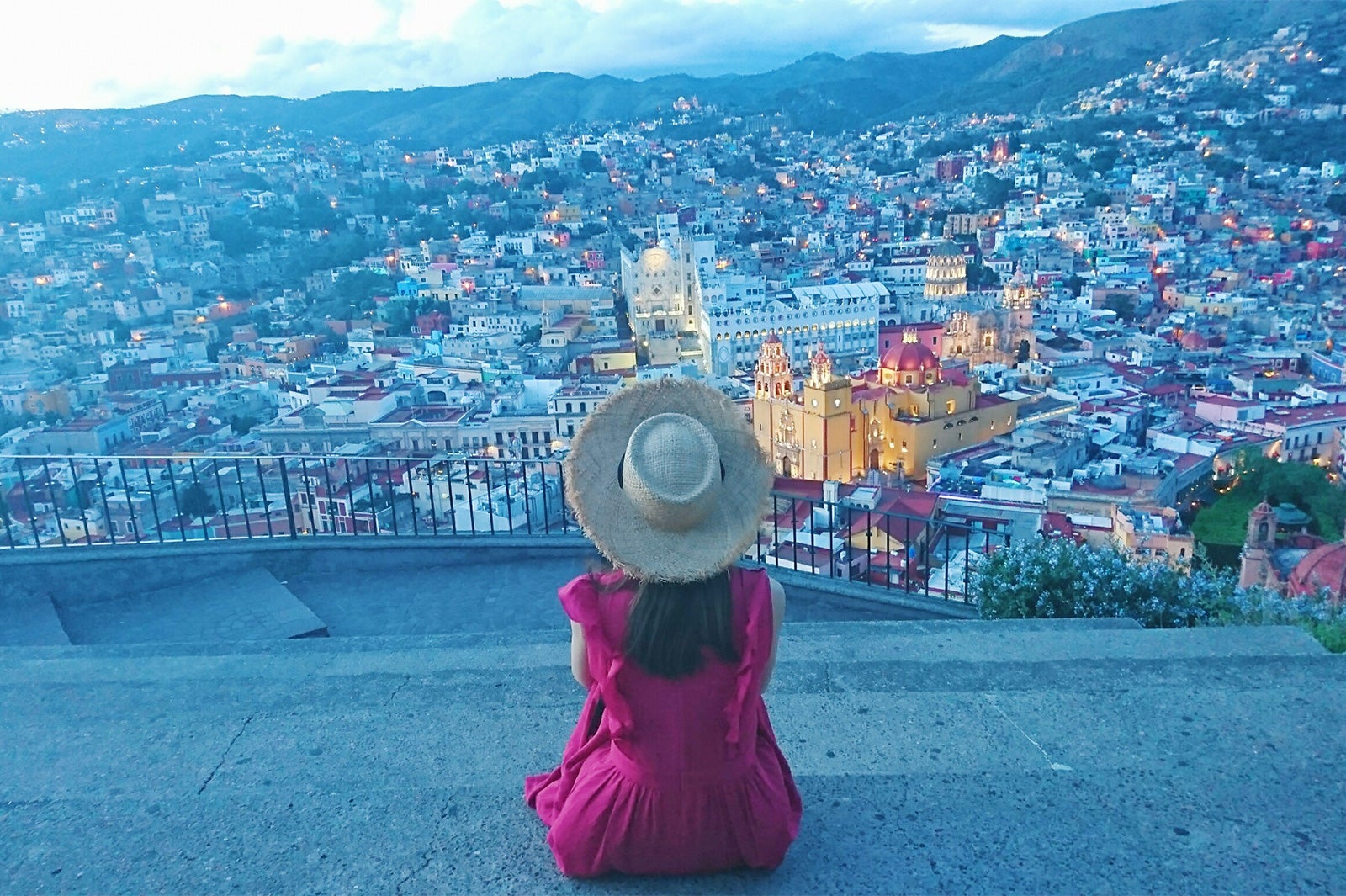 画像提供：所属事務所