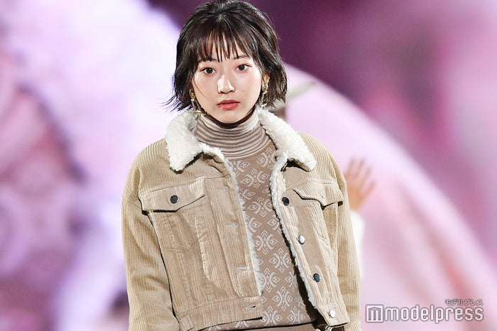 武田玲奈 雰囲気ガラリ アッシュブロンドヘアに絶賛の声 素敵 可愛い モデルプレス