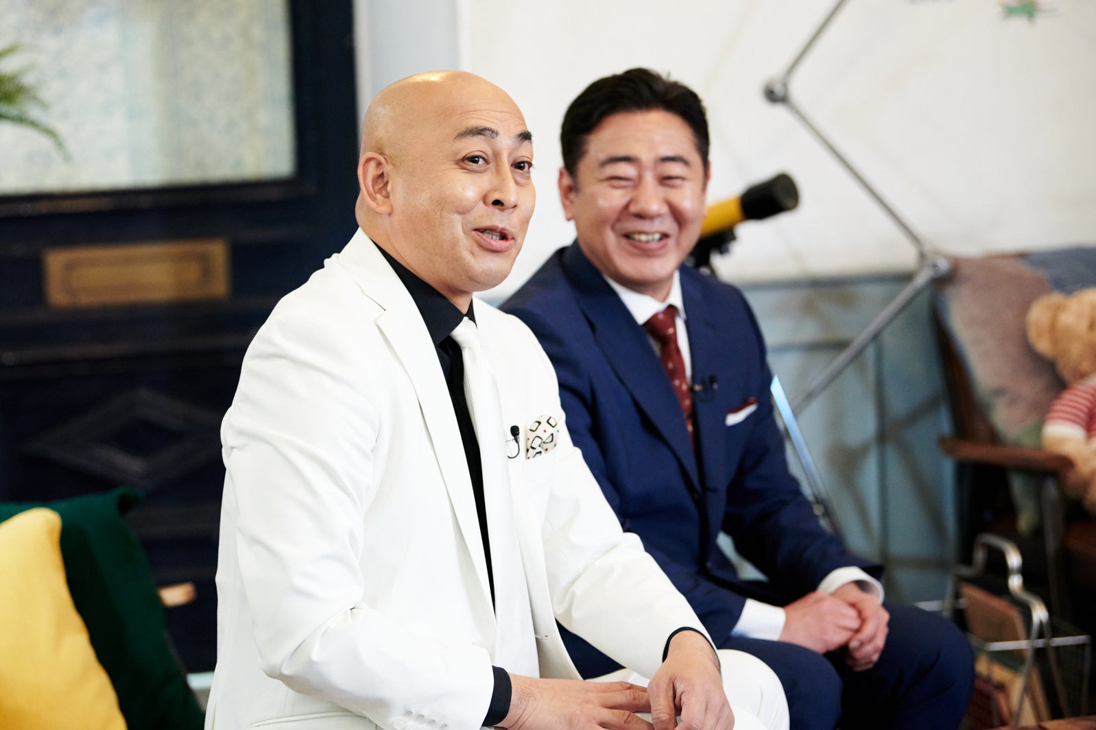 錦鯉（長谷川雅紀、渡辺隆）（C）カンテレ