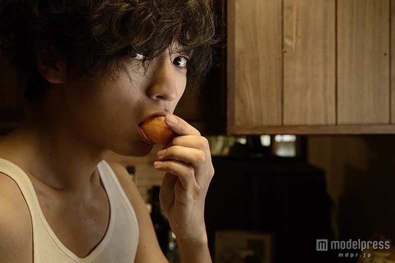 桐山漣／撮影：小松陽祐