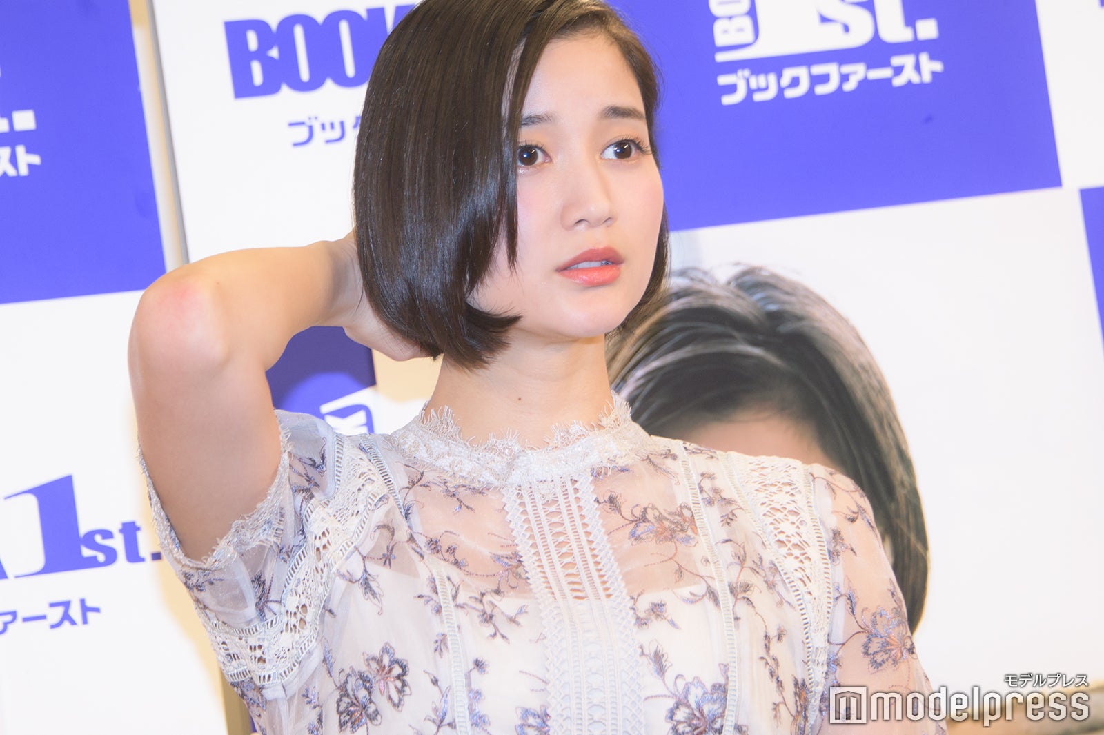 出口亜梨沙（C）モデルプレス