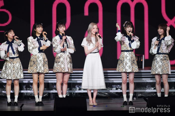 「AKB48チーム8全国ツアー ~47の素敵な街へ~ ファイナル神奈川県公演」(C)モデルプレス