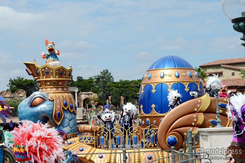 ドナルド／「ハロウィーン・デイドリーム ―スケルトンズ・サプライズ」TDS